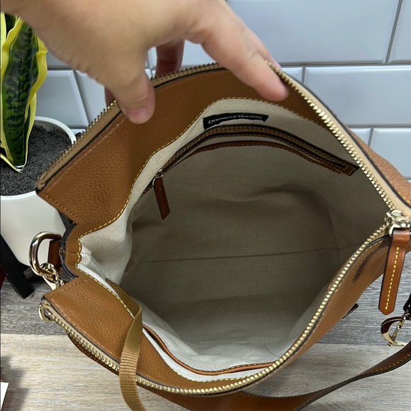 Dooney & Bourke Tan Shoulder Bag - Picture 4 of 15